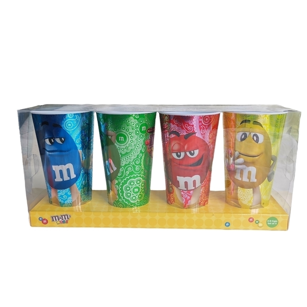 🌻2/$25🌻M&M's World Collectable 3-D Plastic Cup Set